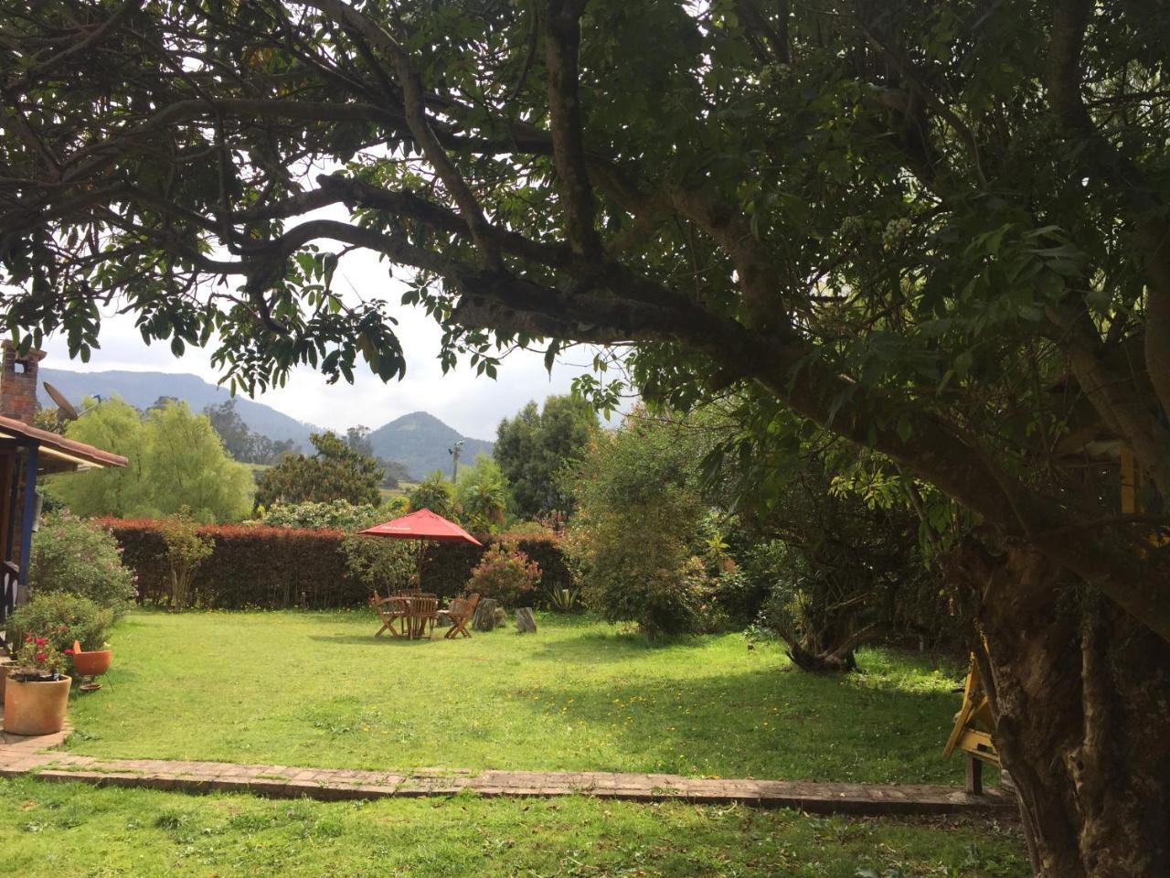 Titué Refugio , Cabañas La Calera Exterior foto